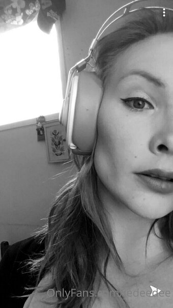 jedeedee Nude Leaks Photo 9