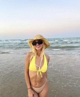 jenliciouss / jenlici0uss Nude Leaks OnlyFans Photo 4