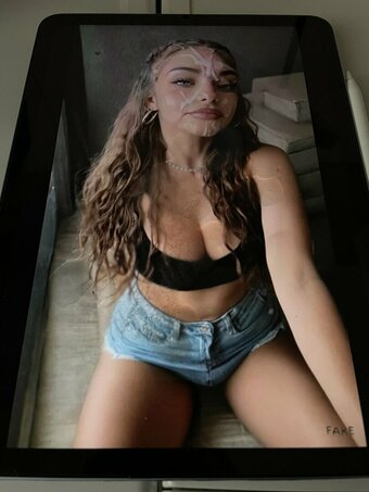 jenniserpi Nude Leaks Photo 3