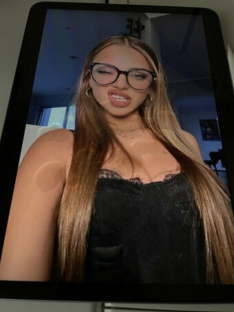 jenniserpi Nude Leaks Photo 10