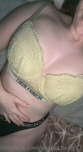 Jess Docherty / jessd535 / jessdochertysings Nude Leaks OnlyFans Photo 8
