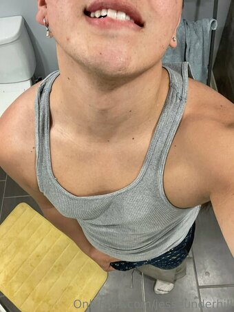 jesseunderhill Nude Leaks Photo 12