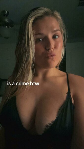 jesssss_e / jessbeinsilly Nude Leaks Photo 6