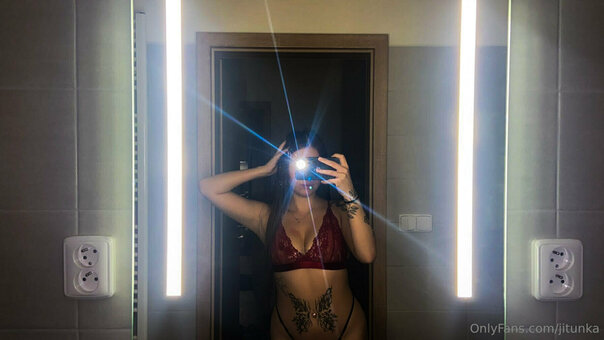 jitunka Nude Leaks Photo 1