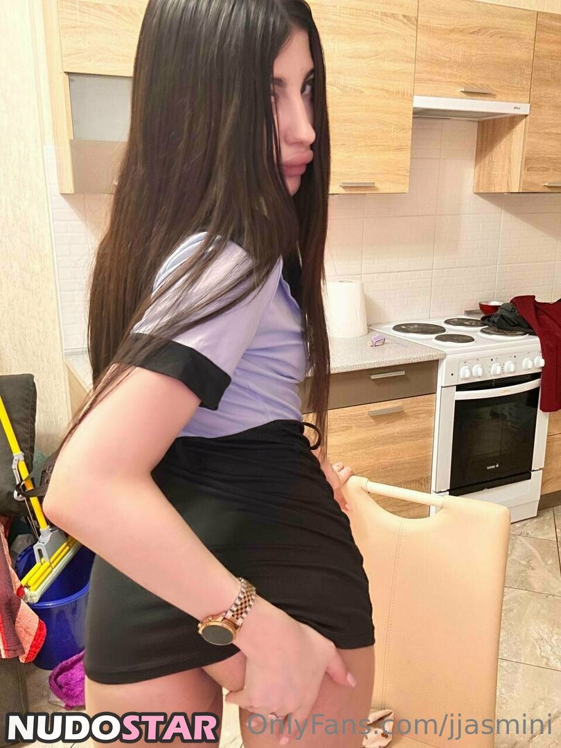 jjasmini Nude  12