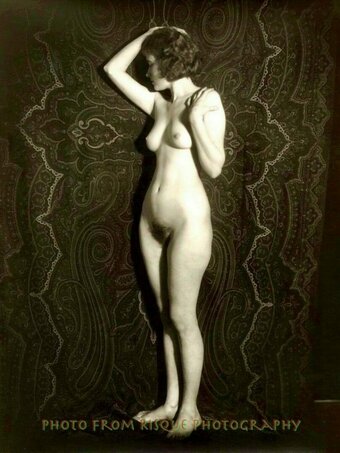 Johnston Nude Leaks Photo 2
