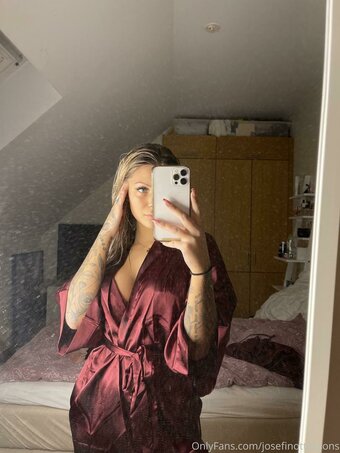 josefins Nude Leaks Photo 13
