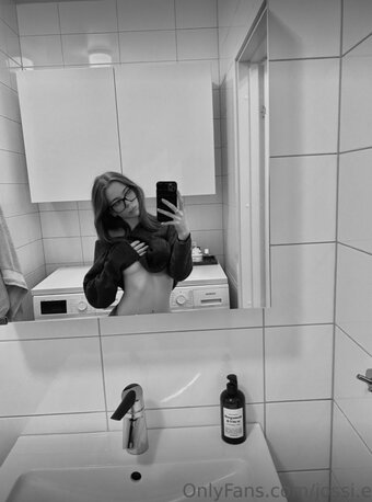 Jossi.e / _jossiee Nude Leaks OnlyFans Photo 23