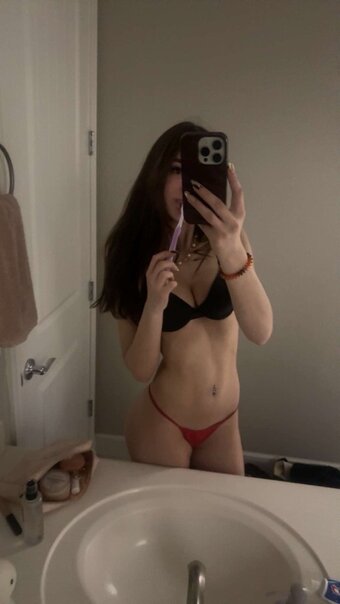 Julia Sevan / https: / julia_sevans / juliasevan Nude Leaks OnlyFans Photo 5