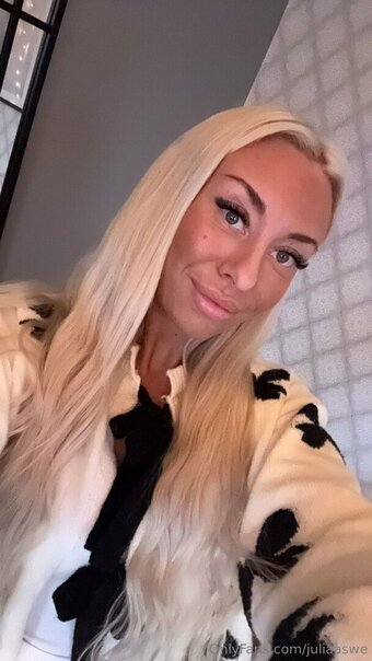 juliaaswe Nude Leaks Photo 16