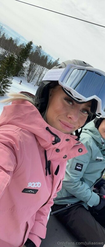 juliaaswe Nude Leaks Photo 23
