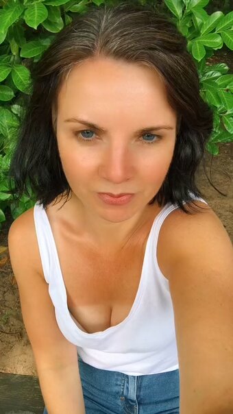 JulsMac43 / Julie Mackay Nude Leaks Photo 1