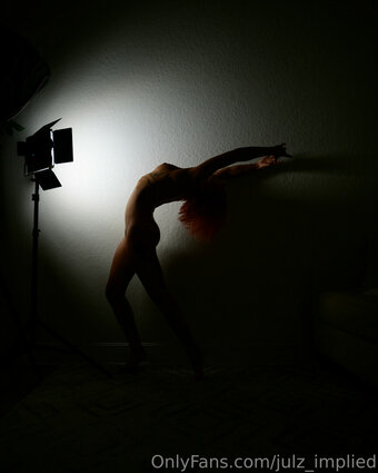 Julz.Implied / julz_implied Nude Leaks OnlyFans Photo 4