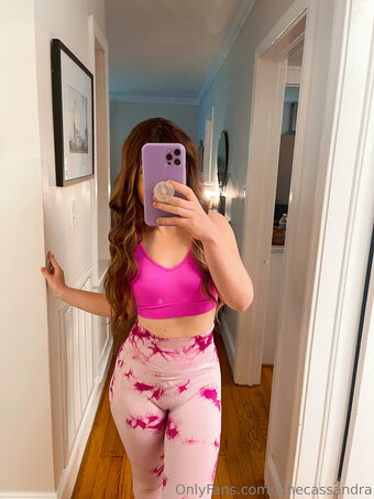 junecassandra Nude Leaks Photo 10