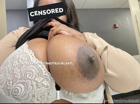 Juni Lee / LeeTheGoddess_ / https: / leethegoddess / shestroubleatl Nude Leaks OnlyFans Photo 19