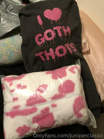 juniperclassic Nude Leaks Photo 9