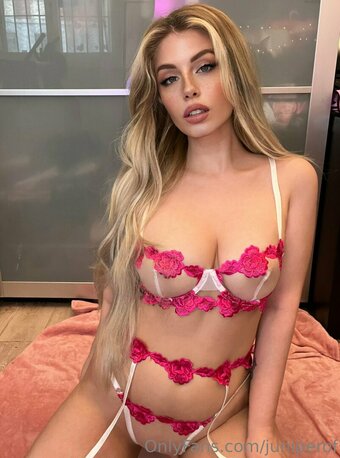 juniperof Nude Leaks Photo 14