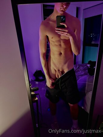 justmax- Nude Leaks Photo 3