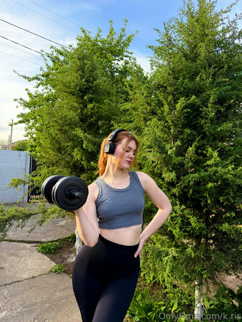 k.ris Nude Leaks Photo 2