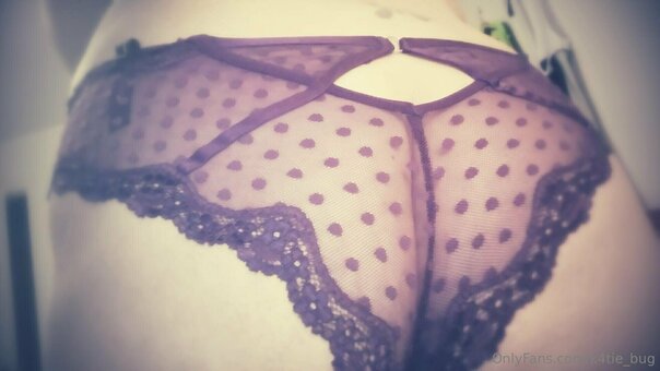 k4tie_bug Nude Leaks Photo 3