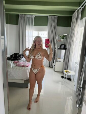 kailiwoop / https: Nude Leaks Photo 10