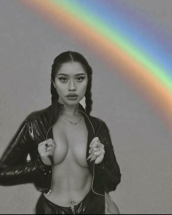 Kaleshell / 274075868 / PeachiVamp Nude Leaks OnlyFans Photo 5