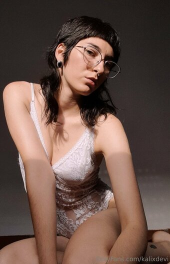 kalixdevi Nude Leaks Photo 3