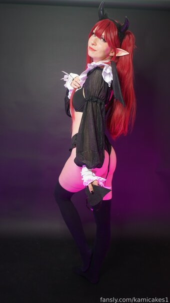 KamiCakes1 / dippedncakess / kamicakes_1 Nude Leaks OnlyFans Photo 6