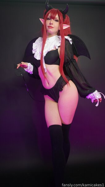 KamiCakes1 / dippedncakess / kamicakes_1 Nude Leaks OnlyFans Photo 11