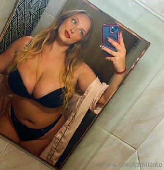 KamiiC / kam_kamzik / kamiicnto Nude Leaks OnlyFans Photo 4