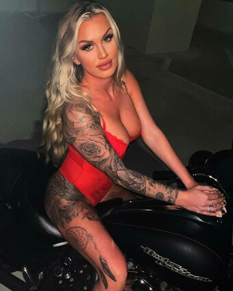 Kara.C / KC1562_ / itschybaby Nude Leaks OnlyFans Photo 10