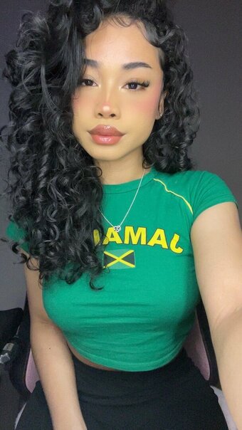 KarelessKitty / Karelesskvtty Nude Leaks Photo 25