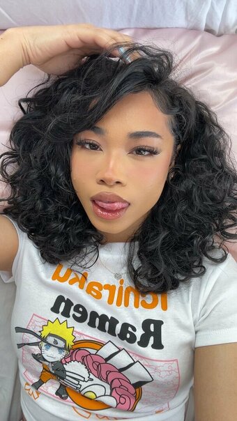 KarelessKitty / Karelesskvtty Nude Leaks Photo 27
