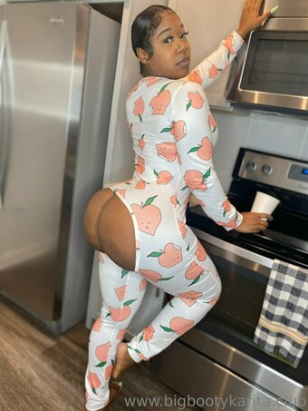 karitamonique Nude Leaks Photo 11