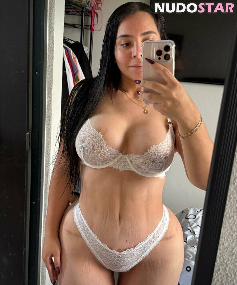 Karla Escalante OnlyFans leak