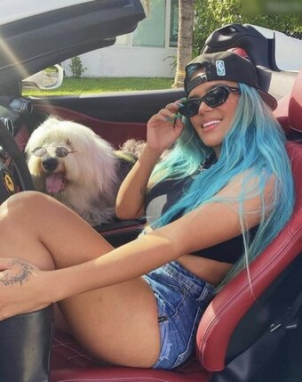 Karol G / karolg Nude Leaks Photo 26