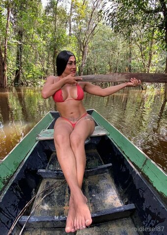 karoldiesel87 Nude Leaks Photo 3