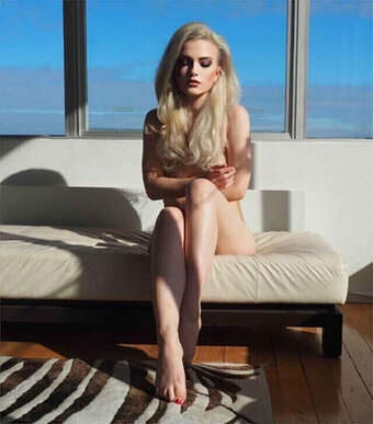 karolinag Nude Leaks Photo 16