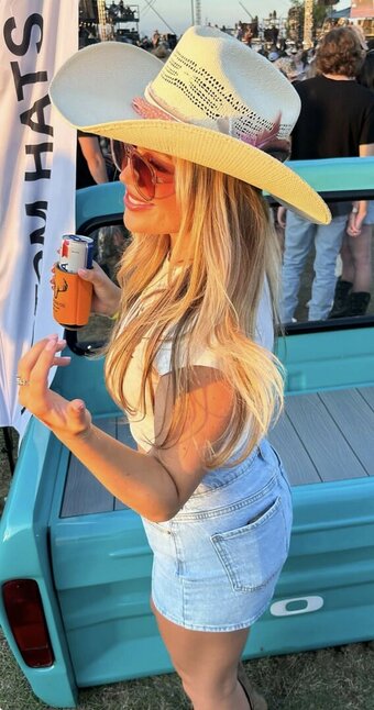 Karson Maple / _BabyKayyy11 / klovveee / klovveeee Nude Leaks Photo 18