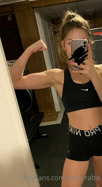 karyneparent / daisy.rable / karynefitness Nude Leaks OnlyFans Photo 10