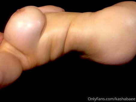 kashabaee / Billie Bryson / kashabae9 Nude Leaks OnlyFans Photo 5