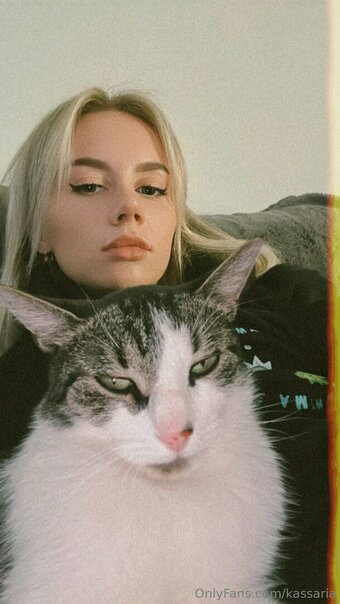 kassaria Nude Leaks Photo 23