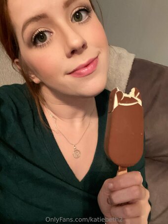katiebeth2 Nude Leaks Photo 4
