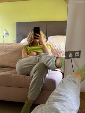 KatieGcups / katie / notkatiegcups Nude Leaks OnlyFans Photo 13
