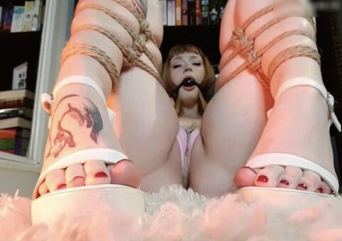 katietieskitty / katiecuddleskitty Nude Leaks OnlyFans Photo 4