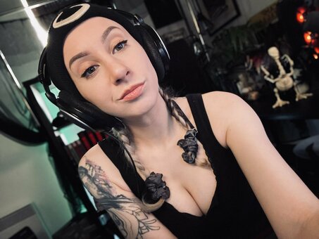 Katlink / https: / katlinkv Nude Leaks Photo 12