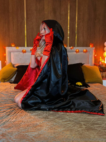 katrintv Nude Leaks Photo 14