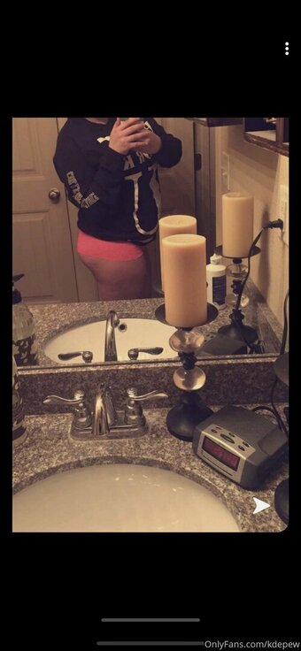 kdepew Nude Leaks Photo 7