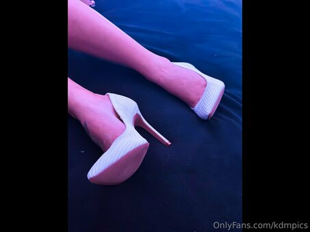 kdmpics Nude Leaks Photo 2