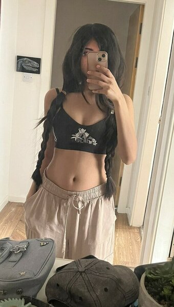 Keeksa / Alisha Nude Leaks Photo 4